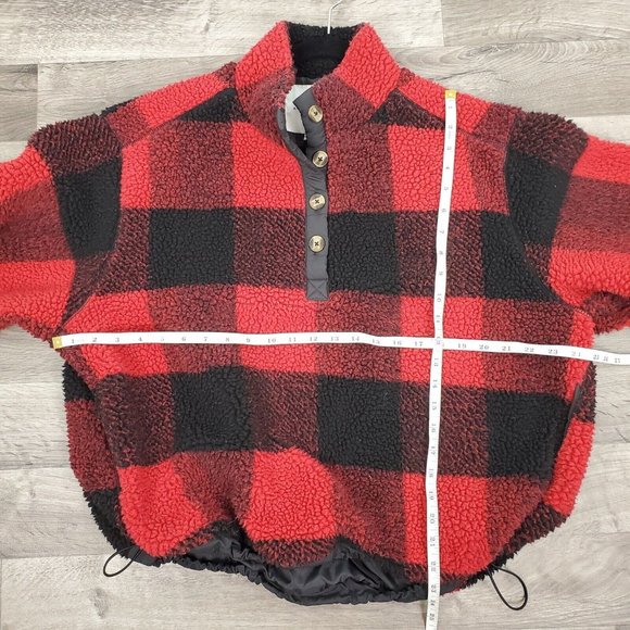 American Eagle Sweater Womens Small Red Black Buffalo Plaid Sherpa Fleece Casual - Picture 9 of 11